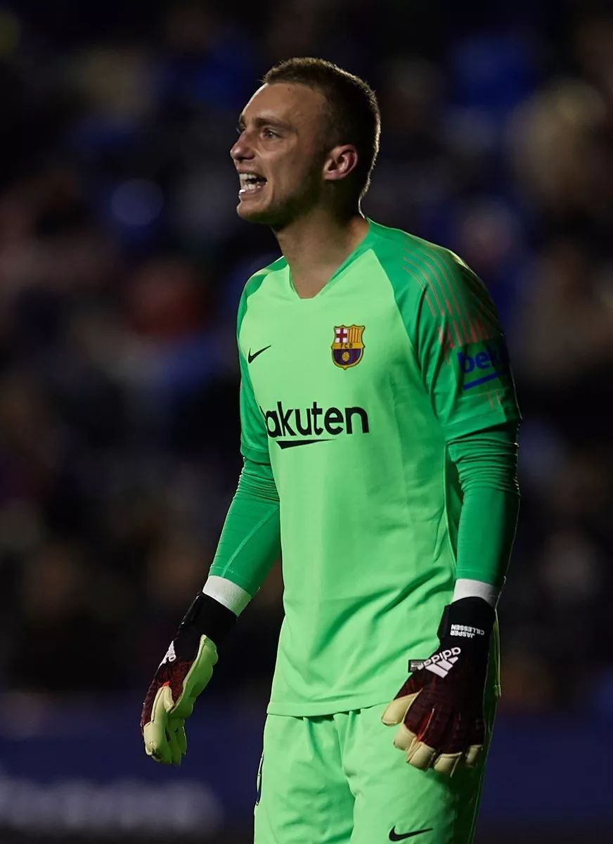 南宫体育官网-包含国际比赛日突围战来临，罗马围绕国王杯单刀错失，话题不断，年轻球员得到机会的词条